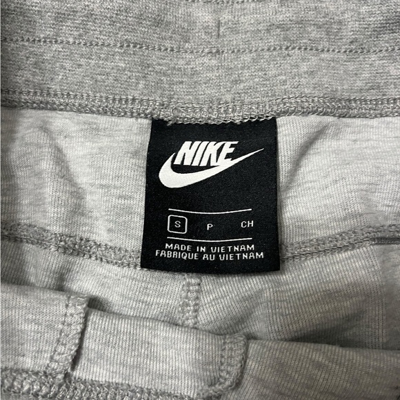 Nike Tech Fleece Pants Women’s Sz S Light Grey - Picture 6 of 8